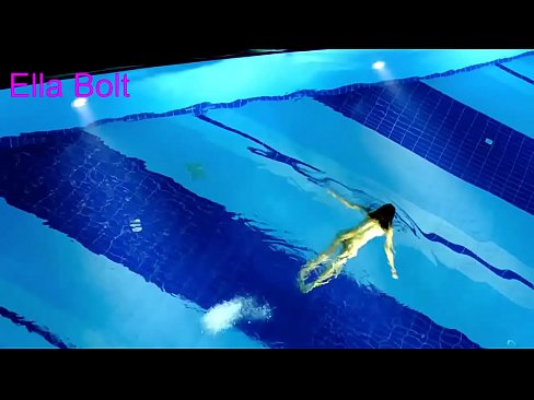 ❤️ Saya tidak bisa berhenti menonton, pirang muda tertangkap basah berenang di kolam resor ELLA BOLT ❤❌ Video porno di id.tubsexer-porn.ru ️❤